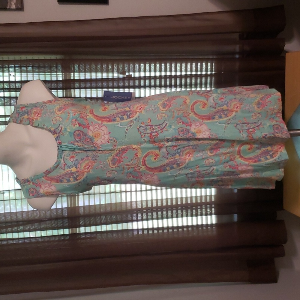 Summer sleepwear size small knee length